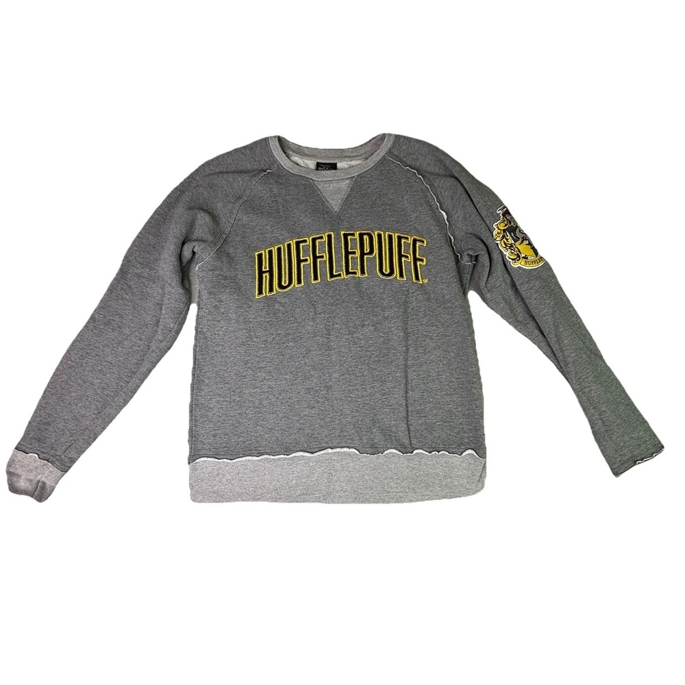 Wizarding World Harry Potter Hufflepuff Gray Sweatshirt Medium Universal Studios